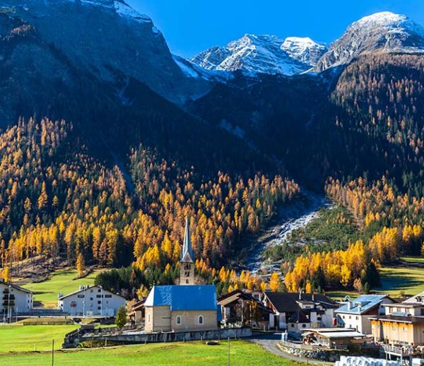 Un village suisse interdit qu'on le prenne en photo pour éviter la déprime... car il est trop beau
