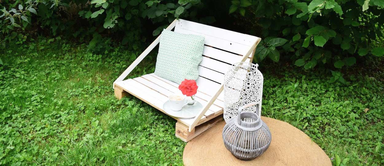 Tuto : Fabriquez un agréable fauteuil de jardin en palette au design épuré