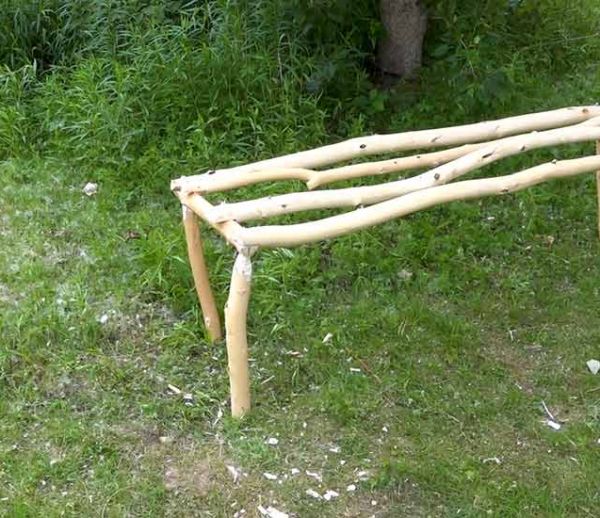 Tuto : Fabriquez un banc pour camper au fond de votre jardin