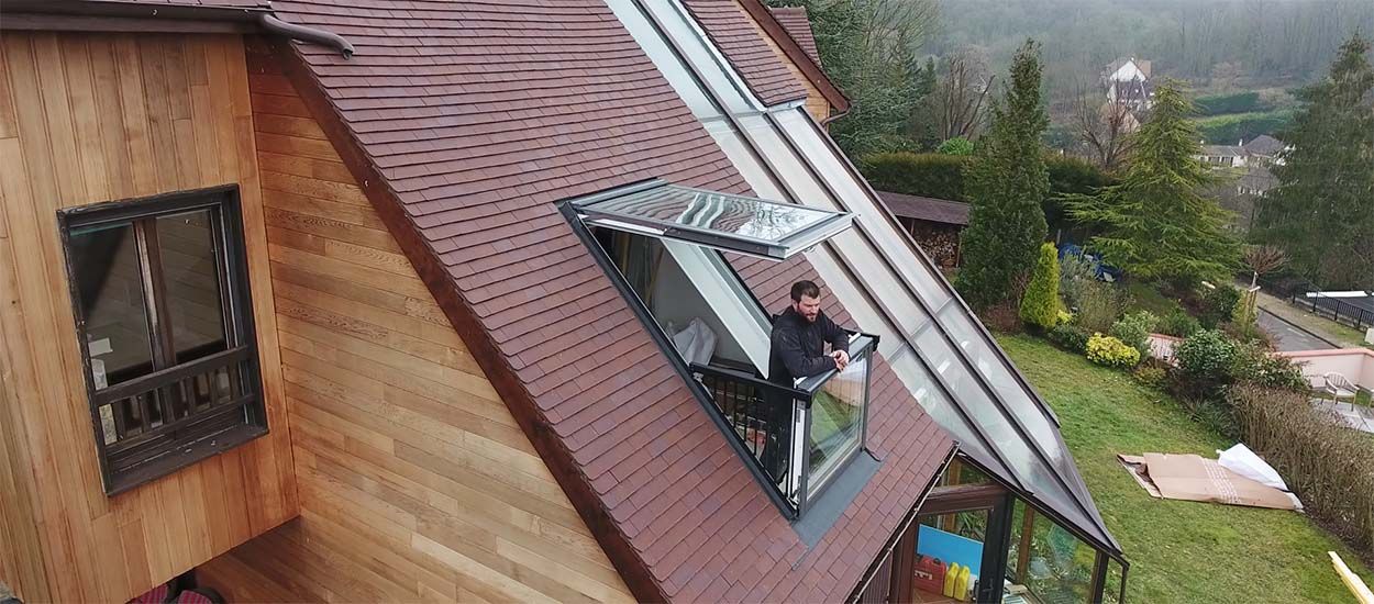 Une fenêtre qui se transforme en balcon sur votre toit, c'est possible !