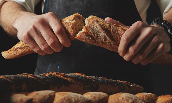 6 techniques indispensables pour conserver le pain le plus longtemps possible !