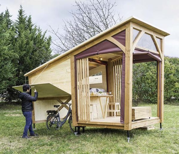 Cette petite cabane est parfaite pour abriter les cyclistes en randonnée