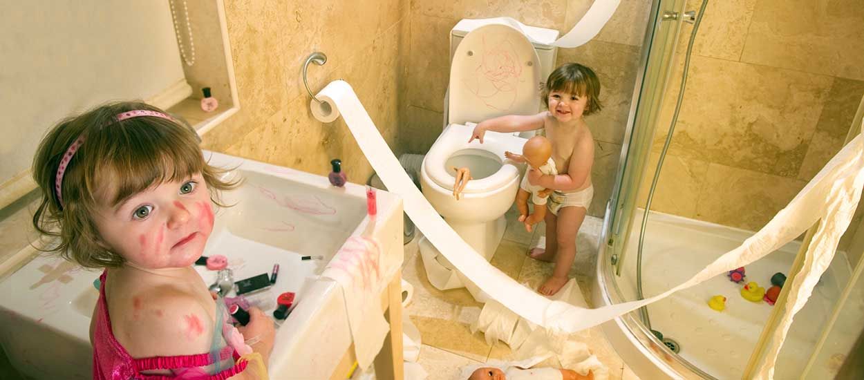 Enfants : nos conseils pour sécuriser votre salle de bains !