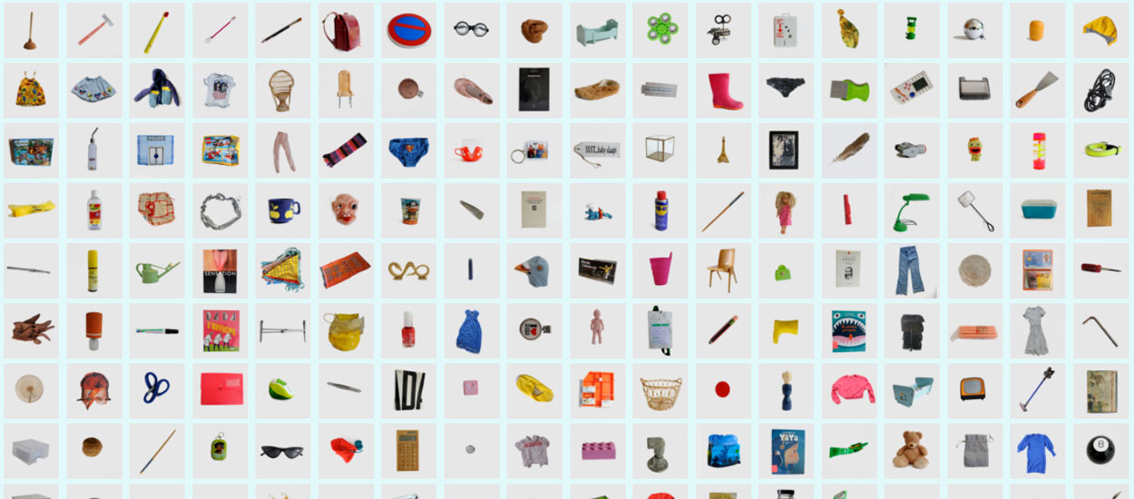 Anti-minimaliste, cette artiste a pris en photo les 10 532 objets de sa maison