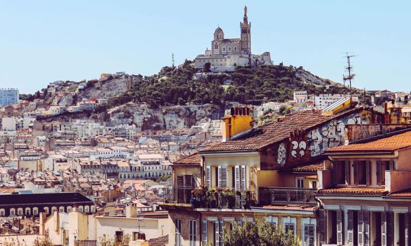 Envie de déménager à Marseille ? Petit guide à destination des Parisiens pour réussir votre intégration