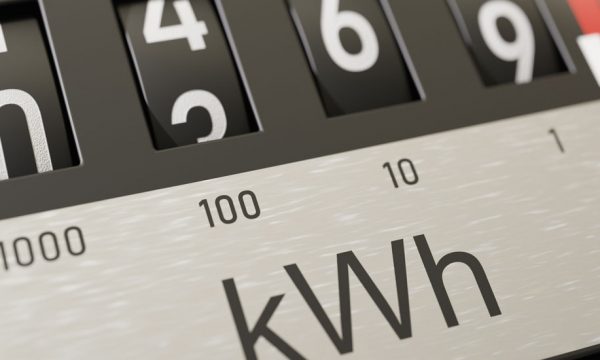 Pourquoi votre facture d'électricité va augmenter et comment limiter la casse ?