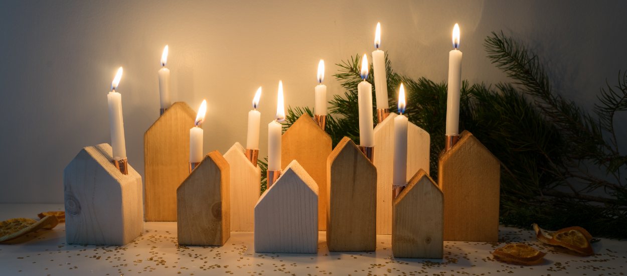 Tuto : Réalisez un petit village de Noël illuminé avec des bougeoirs