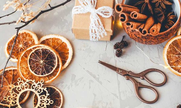 10 idées parfumées pour utiliser des oranges séchées dans votre déco