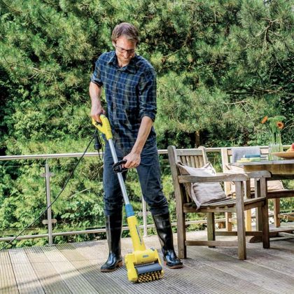 Cet appareil 6 en 1 vous permet de nettoyer votre terrasse pratiquement sans eau