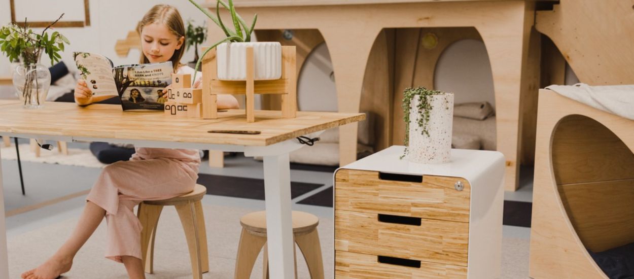 Cette entreprise transforme les baguettes chinoises utilisées dans les restaurants en meubles