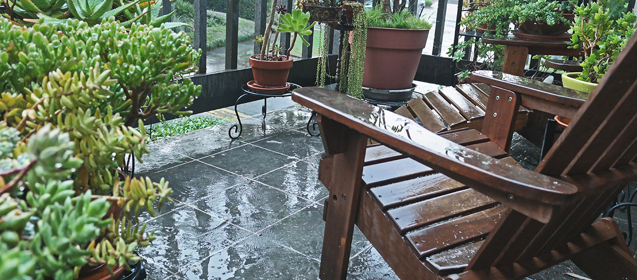 Comment récupérer l'eau de pluie facilement sur votre balcon ?